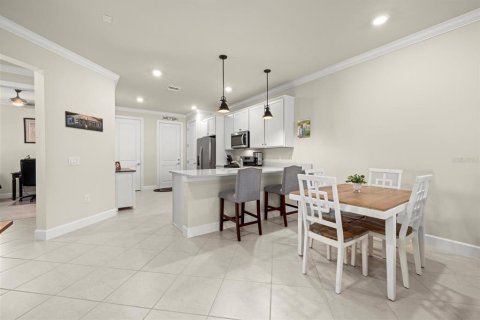 House in Bradenton, Florida 2 bedrooms, 135.45 sq.m. № 1718809 - photo 9