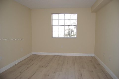 Copropriété à louer à Oakland Park, Floride: 1 chambre, 80.08 m2 № 1929774 - photo 15