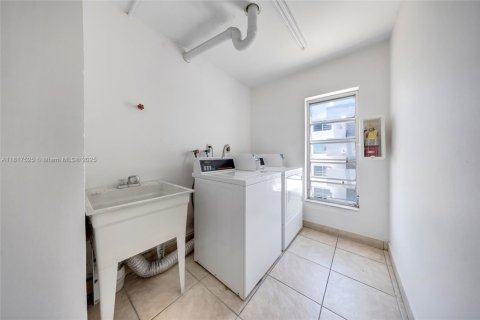 Condominio en venta en Miami Beach, Florida, 2 dormitorios, 102.38 m2 № 1774441 - foto 30