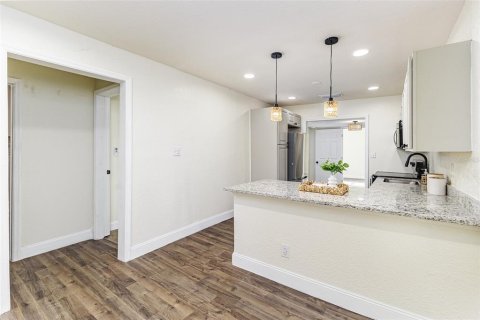 House in Lakeland, Florida 3 bedrooms, 82.87 sq.m. № 1773985 - photo 6
