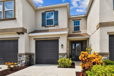 Touwnhouse à vendre à Tampa, Floride: 3 chambres, 151.06 m2 № 1902251 - photo 2
