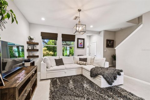 Touwnhouse à vendre à Tampa, Floride: 3 chambres, 151.06 m2 № 1902251 - photo 21