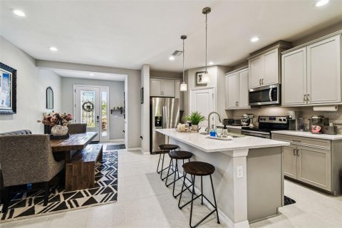 Touwnhouse à vendre à Tampa, Floride: 3 chambres, 151.06 m2 № 1902251 - photo 18