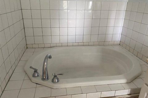 Apartamento en alquiler en Kissimmee, Florida, 3 dormitorios, 98.85 m2 № 1915035 - foto 9