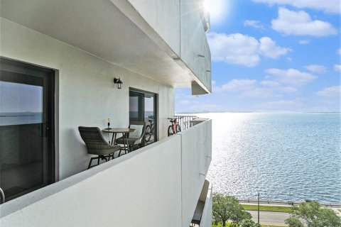 Condo in Tampa, Florida, 2 bedrooms  № 1198869 - photo 2