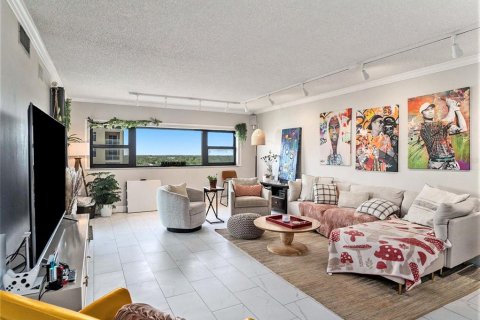Condo in Tampa, Florida, 2 bedrooms  № 1198869 - photo 6
