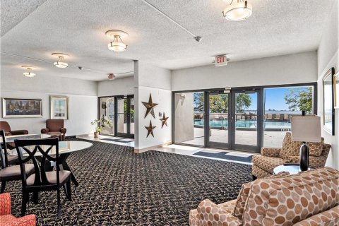 Condo in Tampa, Florida, 2 bedrooms  № 1198869 - photo 21