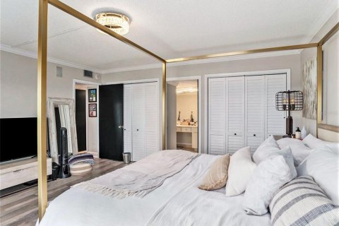 Condo in Tampa, Florida, 2 bedrooms  № 1198869 - photo 17