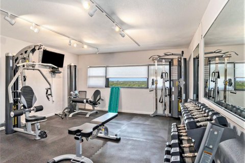 Condo in Tampa, Florida, 2 bedrooms  № 1198869 - photo 23
