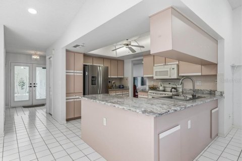 Villa ou maison à vendre à Spring Hill, Floride: 3 chambres, 180.97 m2 № 2390904 - photo 6