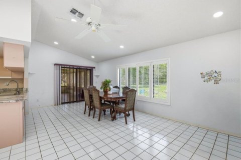 Villa ou maison à vendre à Spring Hill, Floride: 3 chambres, 180.97 m2 № 2390904 - photo 10