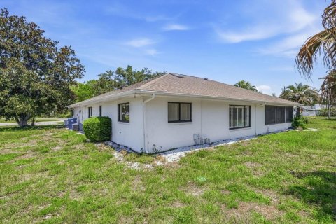 Villa ou maison à vendre à Spring Hill, Floride: 3 chambres, 180.97 m2 № 2390904 - photo 28