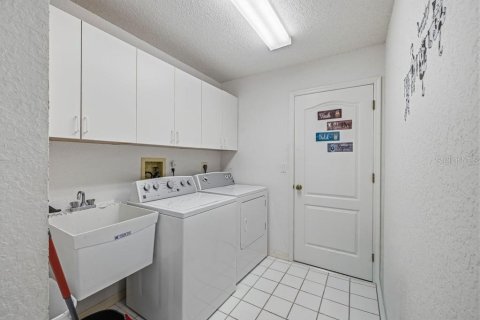 Villa ou maison à vendre à Spring Hill, Floride: 3 chambres, 180.97 m2 № 2390904 - photo 25