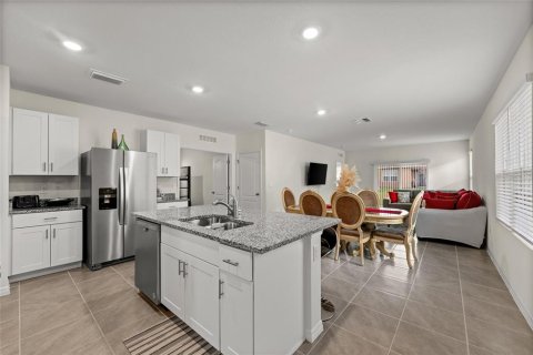 Casa en venta en Kissimmee, Florida, 3 dormitorios, 149.94 m2 № 1796570 - foto 3