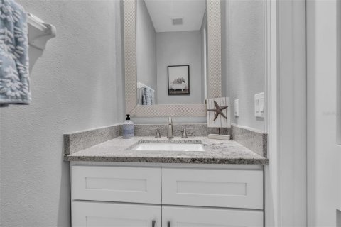 Townhouse in Longboat Key, Florida 2 bedrooms, 133.78 sq.m. № 2216867 - photo 12