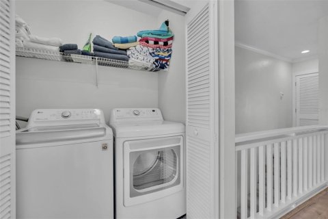 Townhouse in Longboat Key, Florida 2 bedrooms, 133.78 sq.m. № 2216867 - photo 25