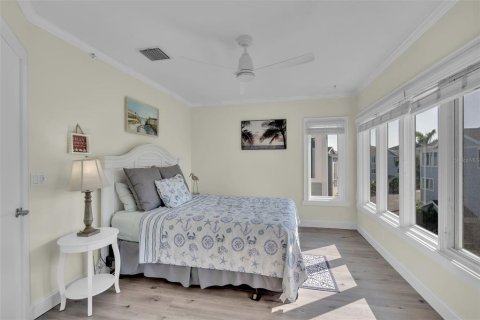Townhouse in Longboat Key, Florida 2 bedrooms, 133.78 sq.m. № 2216867 - photo 28