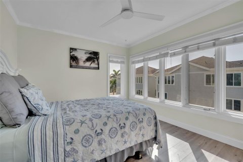 Townhouse in Longboat Key, Florida 2 bedrooms, 133.78 sq.m. № 2216867 - photo 26