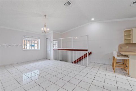 Copropriété à louer à Hialeah Gardens, Floride: 2 chambres, 80.82 m2 № 1987955 - photo 22