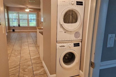 Condominio en venta en Saint Petersburg, Florida, 1 dormitorio, 80.82 m2 № 1591554 - foto 5