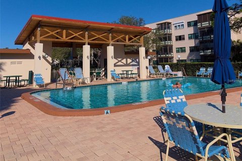 Condominio en venta en Saint Petersburg, Florida, 1 dormitorio, 80.82 m2 № 1591554 - foto 26