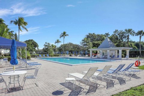 Condo in Coconut Creek, Florida, 1 bedroom  № 2259770 - photo 14