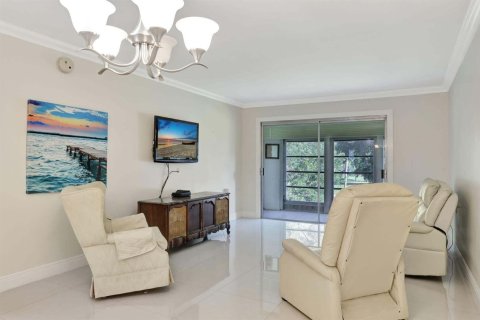 Condo in Coconut Creek, Florida, 1 bedroom  № 2259770 - photo 7