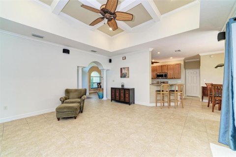 Villa ou maison à vendre à Rotonda, Floride: 3 chambres, 189.24 m2 № 2415590 - photo 12