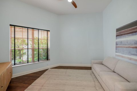 House in Palm Beach Gardens, Florida 3 bedrooms, 202.43 sq.m. № 2158308 - photo 15