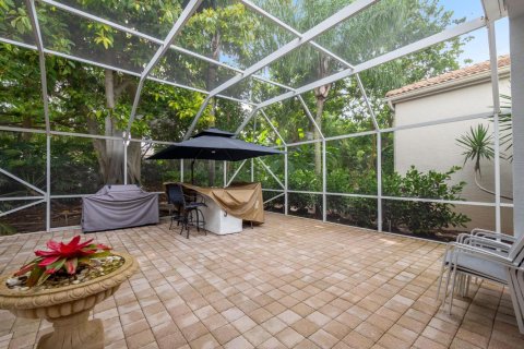 House in Palm Beach Gardens, Florida 3 bedrooms, 202.43 sq.m. № 2158308 - photo 21
