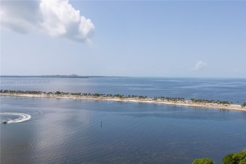 Condominio en venta en Miami, Florida, 1 dormitorio, 73.49 m2 № 1951343 - foto 1