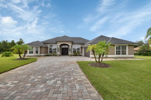 House in Deltona, Florida 5 bedrooms, 293.76 sq.m. № 1824208 - photo 1