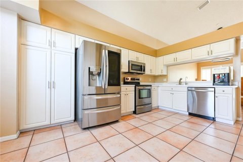 House in Oldsmar, Florida 3 bedrooms, 195 sq.m. № 2209990 - photo 11