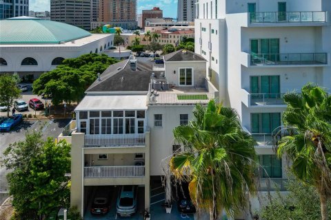 Propiedad comercial en venta en Sarasota, Florida, 758.55 m2 № 2130557 - foto 9