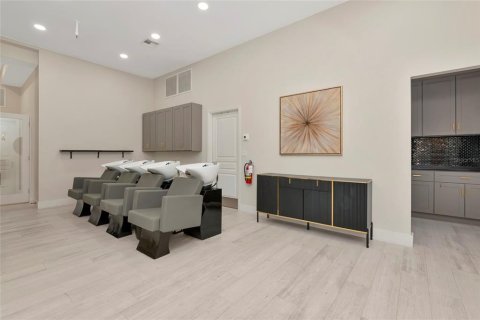 Propiedad comercial en venta en Sarasota, Florida, 758.55 m2 № 2130557 - foto 29