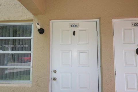 Condo in Coral Springs, Florida, 2 bedrooms  № 1711303 - photo 2