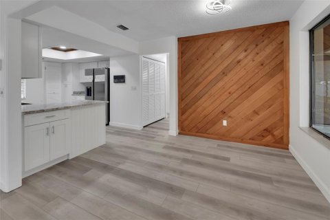 Casa en venta en Ormond Beach, Florida, 3 dormitorios, 187.76 m2 № 2220204 - foto 10
