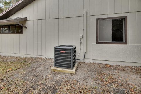 Casa en venta en Ormond Beach, Florida, 3 dormitorios, 187.76 m2 № 2220204 - foto 26