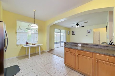 House in Orlando, Florida 5 bedrooms, 252.88 sq.m. № 2389458 - photo 26