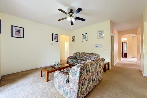 House in Orlando, Florida 5 bedrooms, 252.88 sq.m. № 2389458 - photo 19