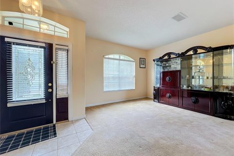 House in Orlando, Florida 5 bedrooms, 252.88 sq.m. № 2389458 - photo 12