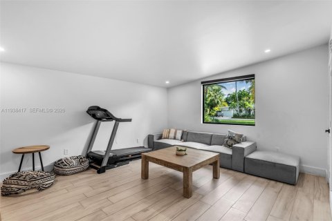 Купить виллу или дом в Пальметто-Бей, Флорида 5 спален, 303.7м2, № 1996669 - фото 24