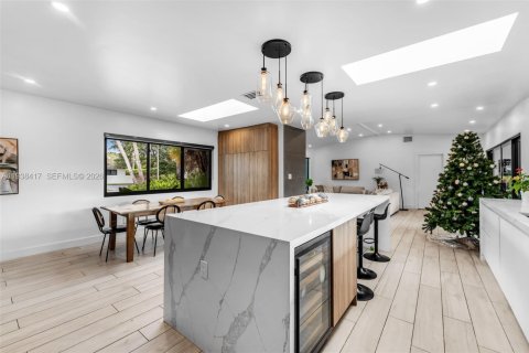 Купить виллу или дом в Пальметто-Бей, Флорида 5 спален, 303.7м2, № 1996669 - фото 6