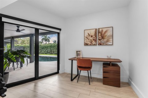 Купить виллу или дом в Пальметто-Бей, Флорида 5 спален, 303.7м2, № 1996669 - фото 12