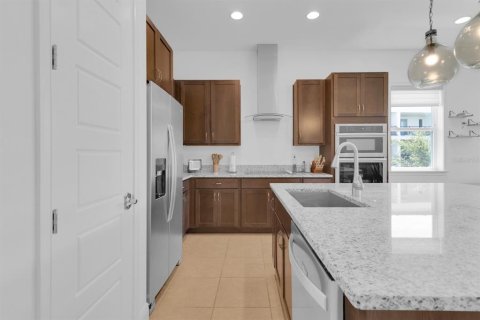 Townhouse in Orlando, Florida 3 bedrooms, 164.34 sq.m. № 1810358 - photo 13