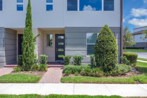 Townhouse in Orlando, Florida 3 bedrooms, 164.34 sq.m. № 1810358 - photo 2