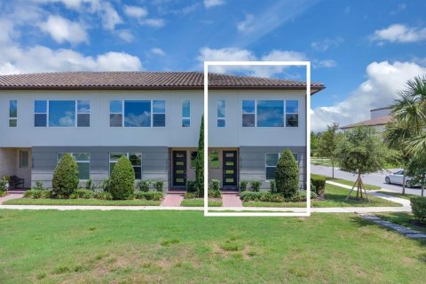 Townhouse in Orlando, Florida 3 bedrooms, 164.34 sq.m. № 1810358 - photo 1