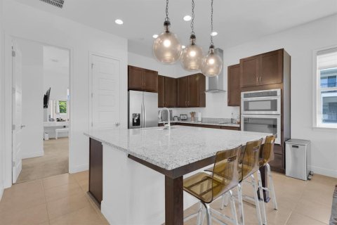 Townhouse in Orlando, Florida 3 bedrooms, 164.34 sq.m. № 1810358 - photo 12