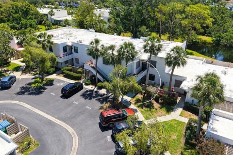 Condo in Bradenton, Florida, 2 bedrooms № 1718547 - photo 7