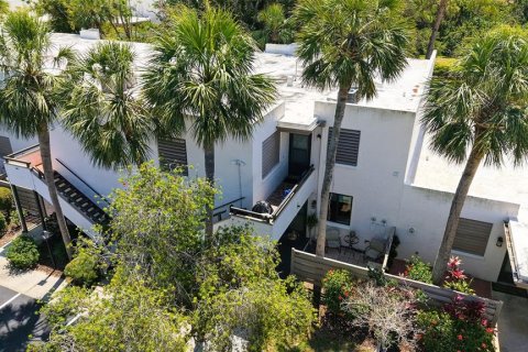 Condo in Bradenton, Florida, 2 bedrooms № 1718547 - photo 5